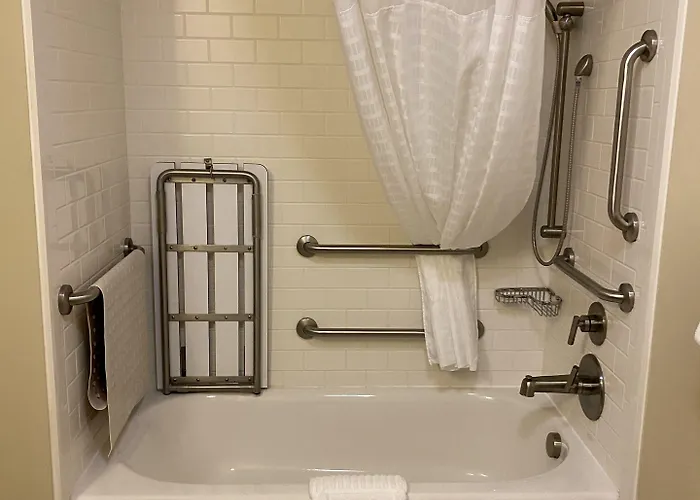 Hotel Comfort & 5*