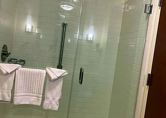 Hotel Comfort & 5*