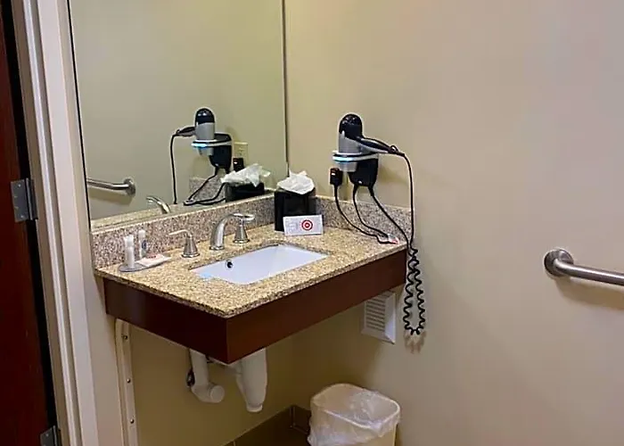 Hotel Comfort & 5*